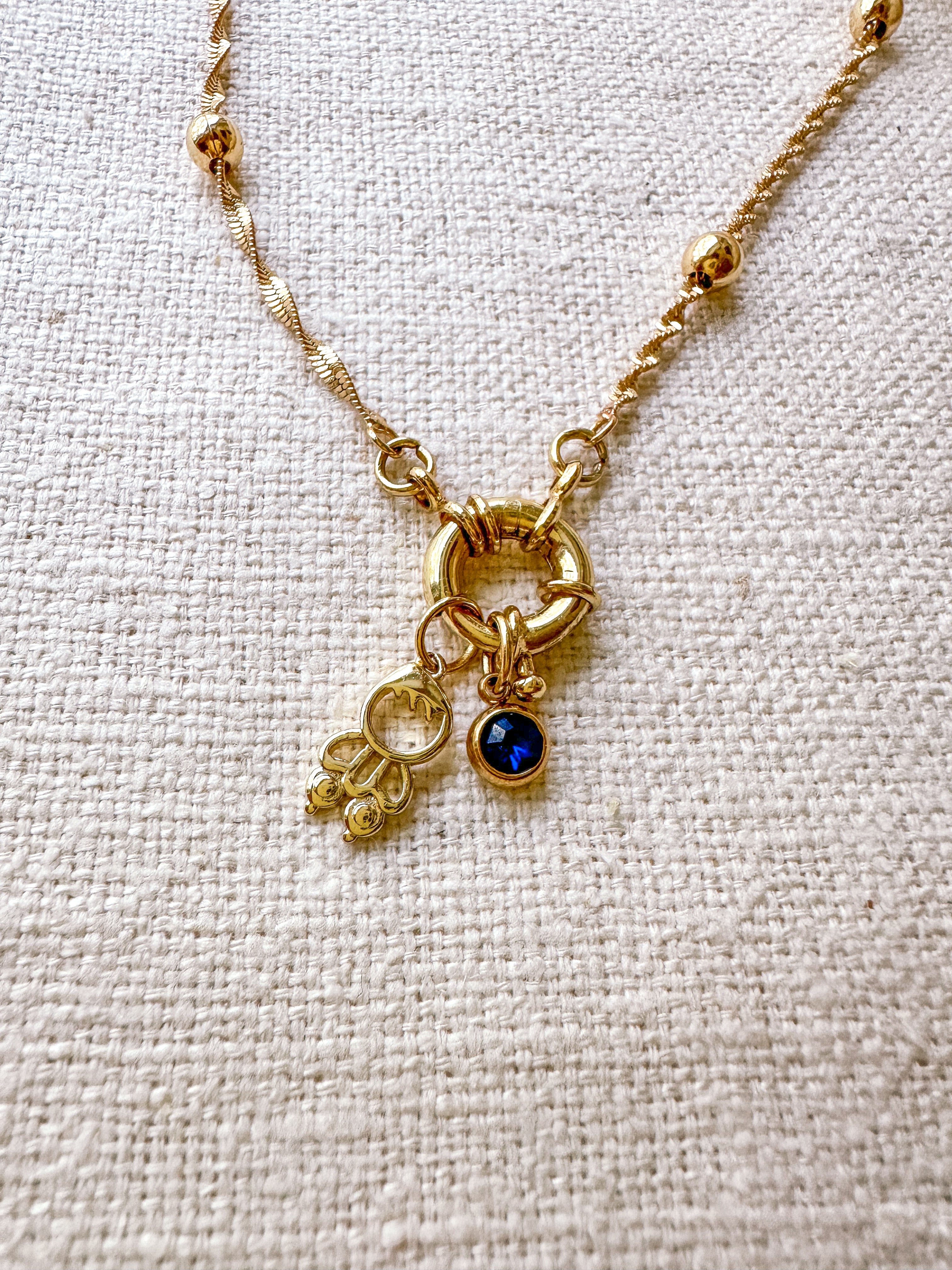 The Little Hero necklace