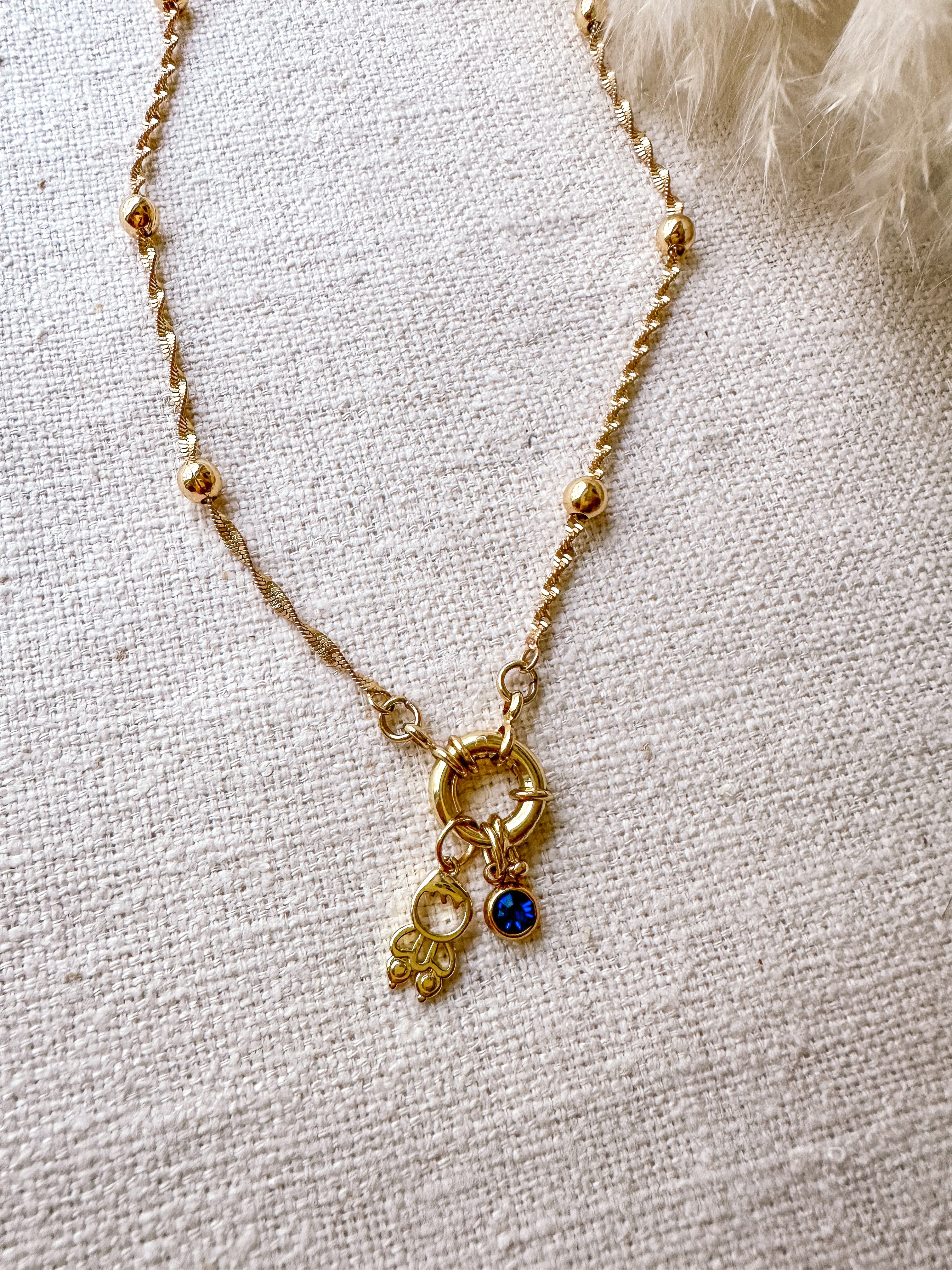 The Little Hero necklace
