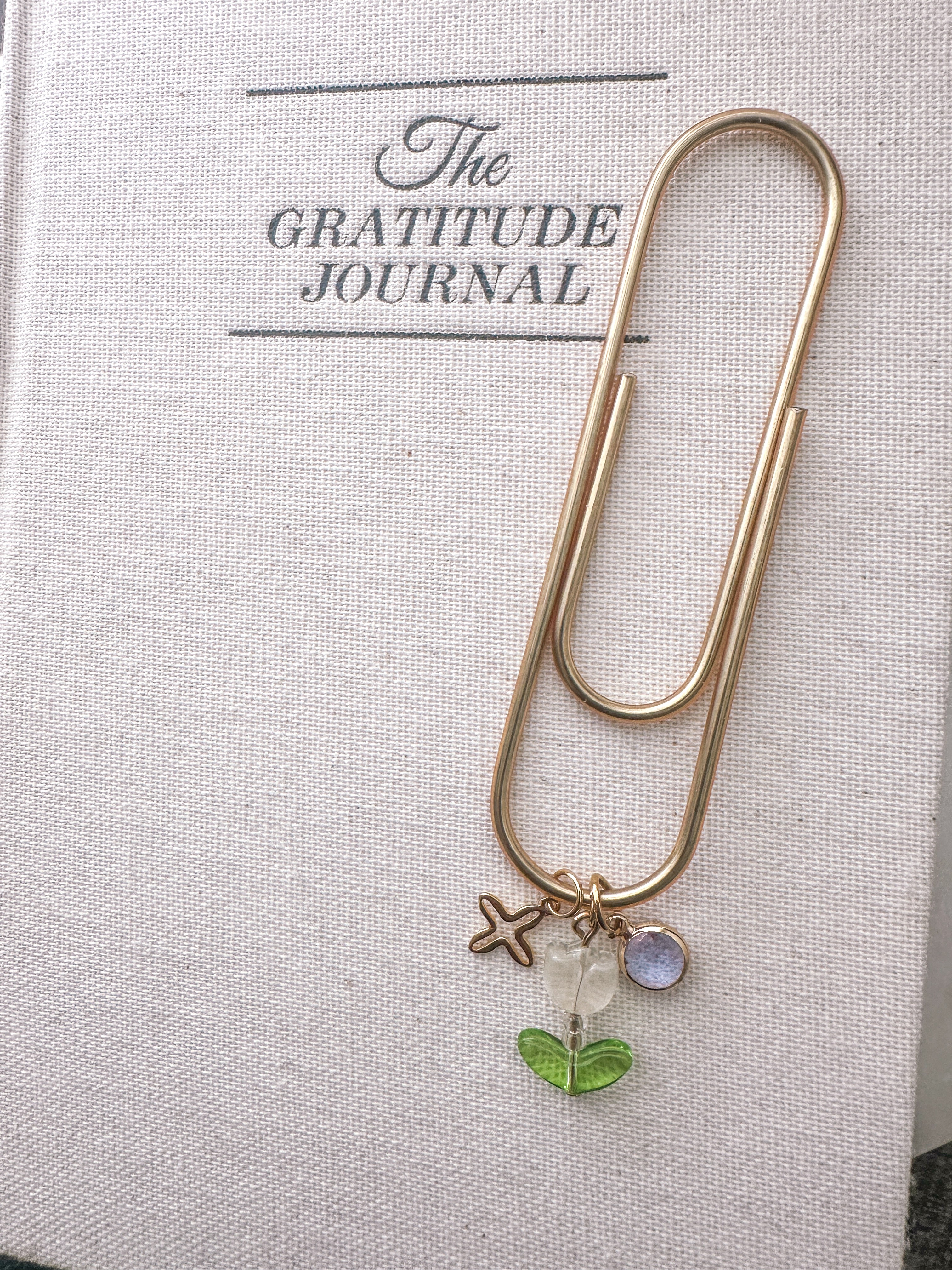 The glass tulip Clip