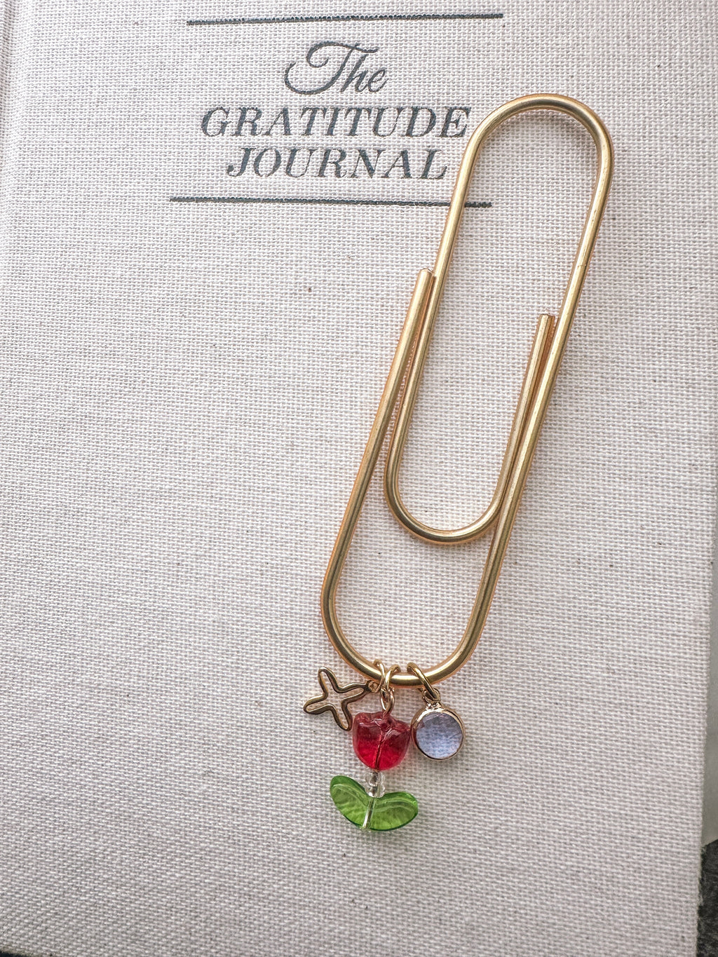 The glass tulip Clip